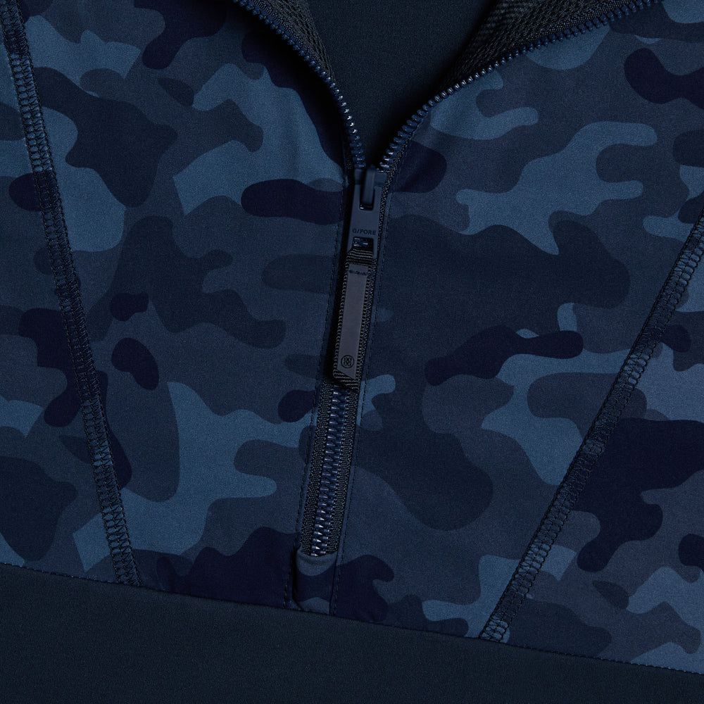 HYBRID 1/4 ZIP HOODED PULLOVER