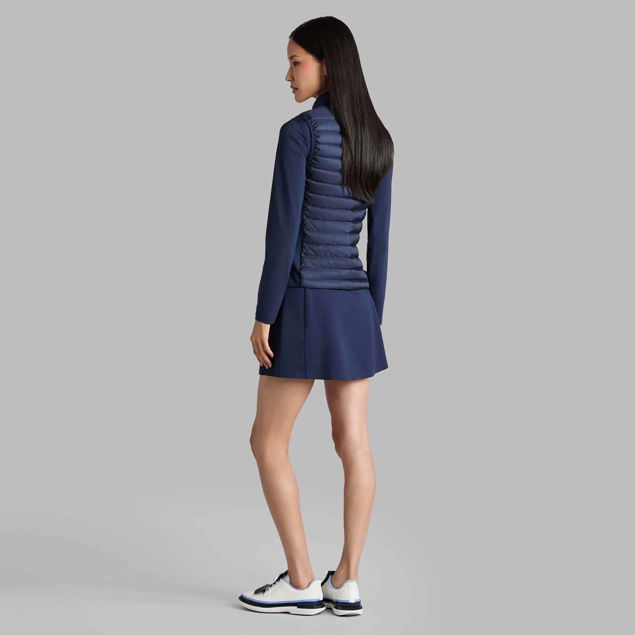 V-DOWN QUILTED STRETCH TECH INTERLOCK VEST