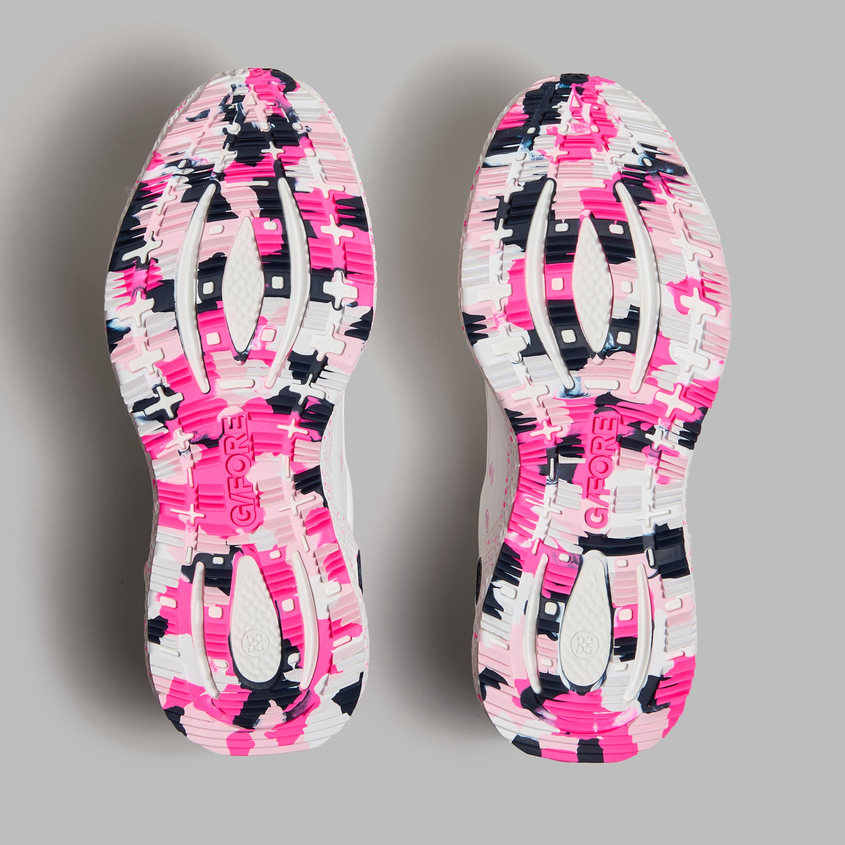 MG4+ O2 GRADIENT SKULL & TEES GOLF SHOE