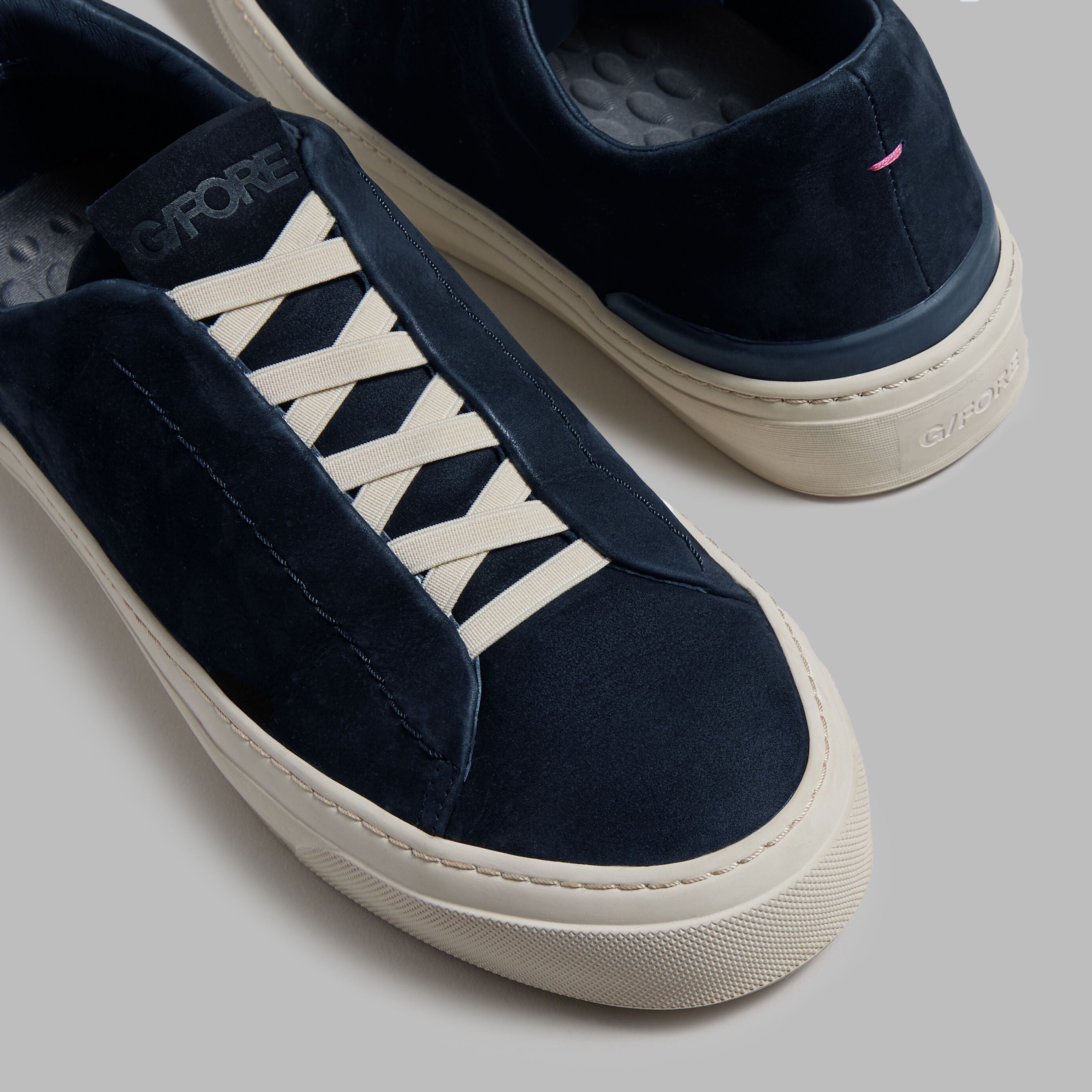 ENDEAVOUR SLIP ON LEATHER SNEAKER
