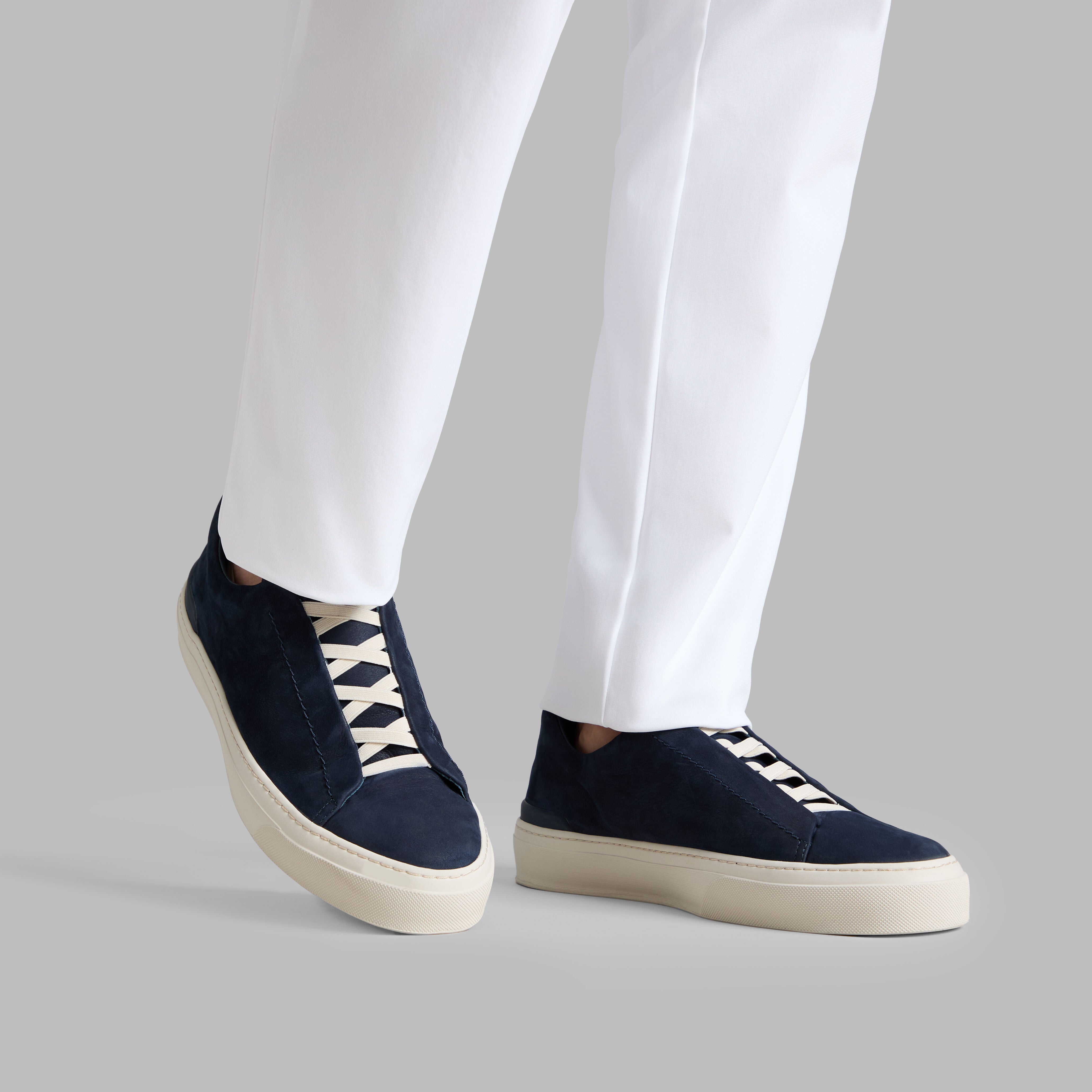 ENDEAVOUR SLIP ON LEATHER SNEAKER