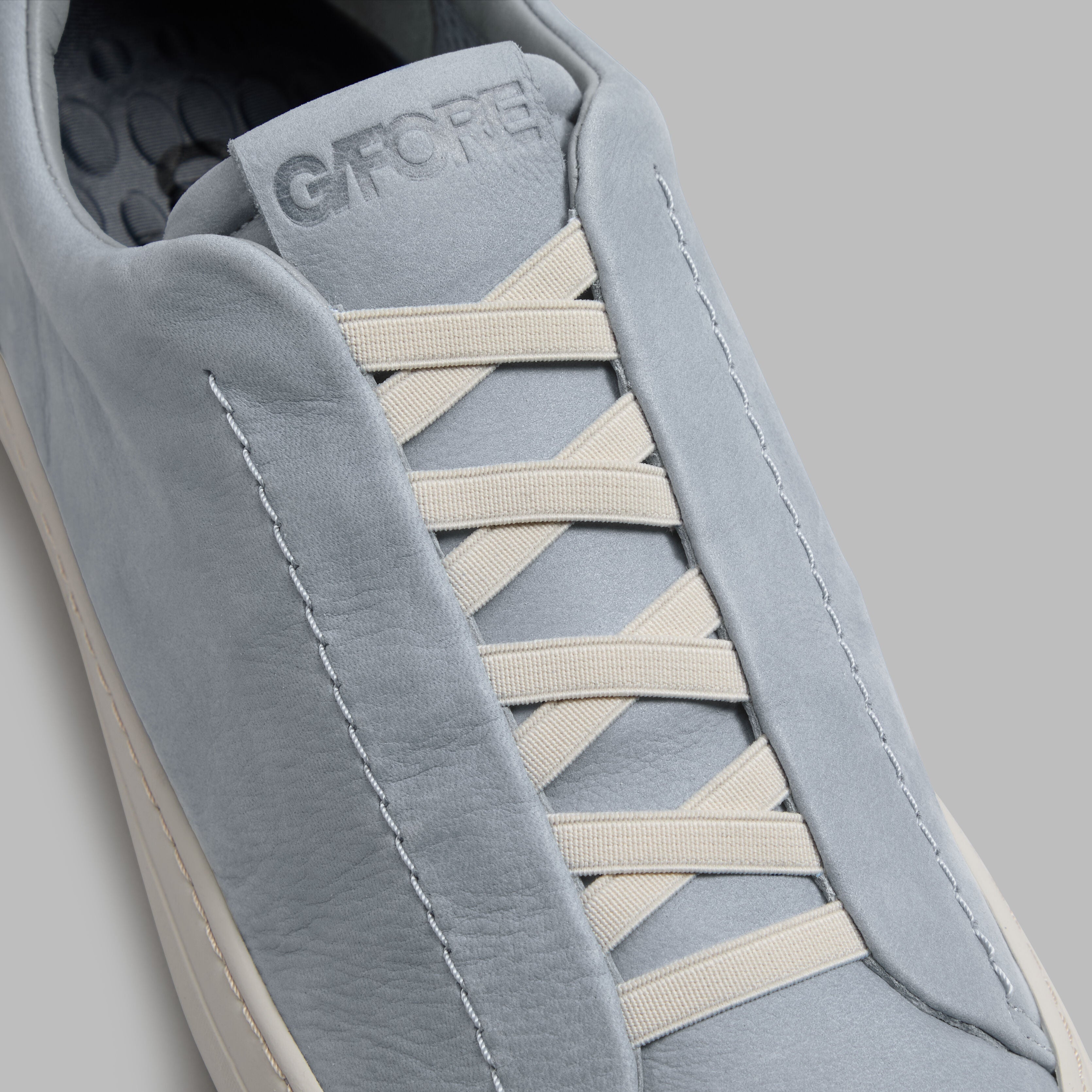 ENDEAVOUR SLIP ON LEATHER SNEAKER