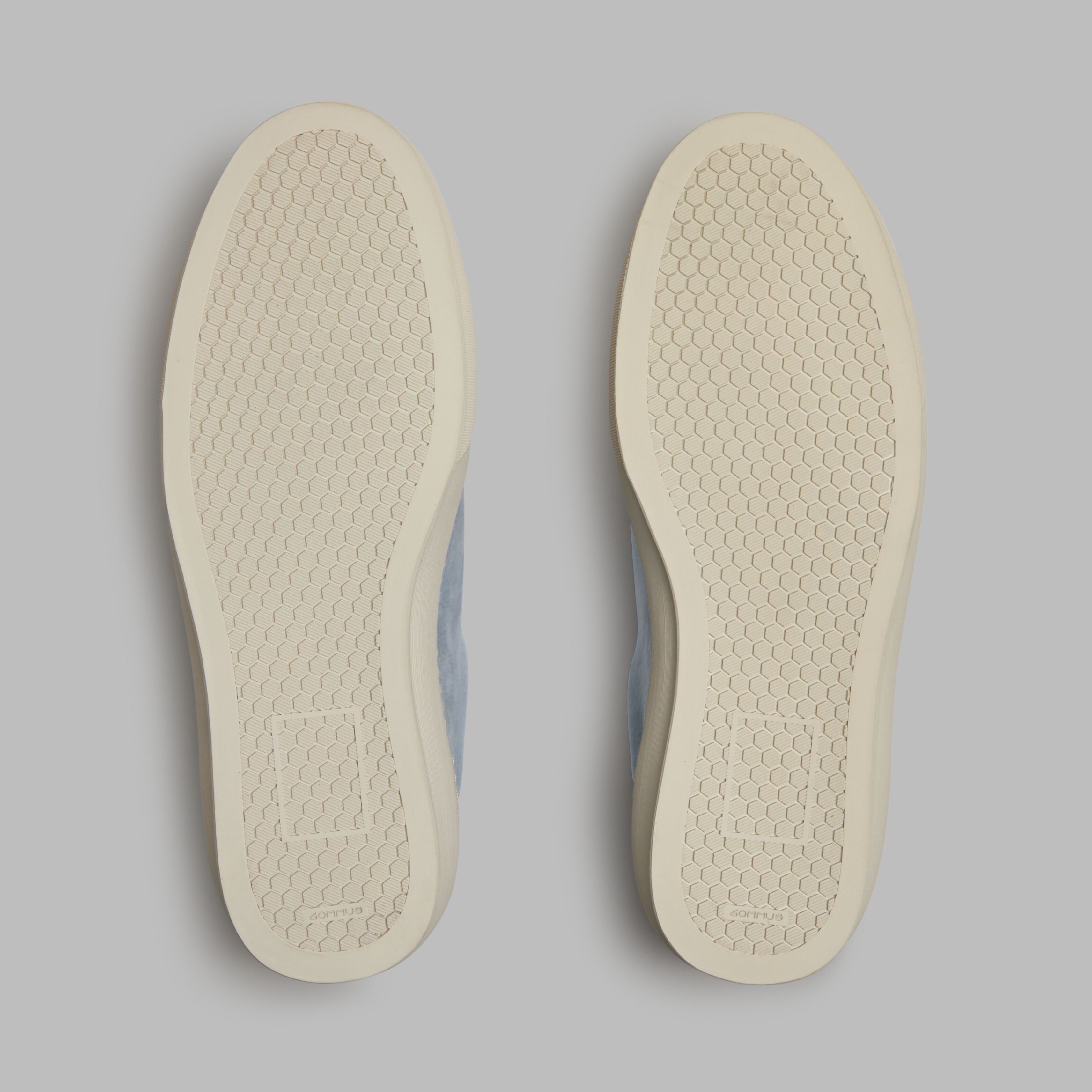 ENDEAVOUR SLIP ON LEATHER SNEAKER
