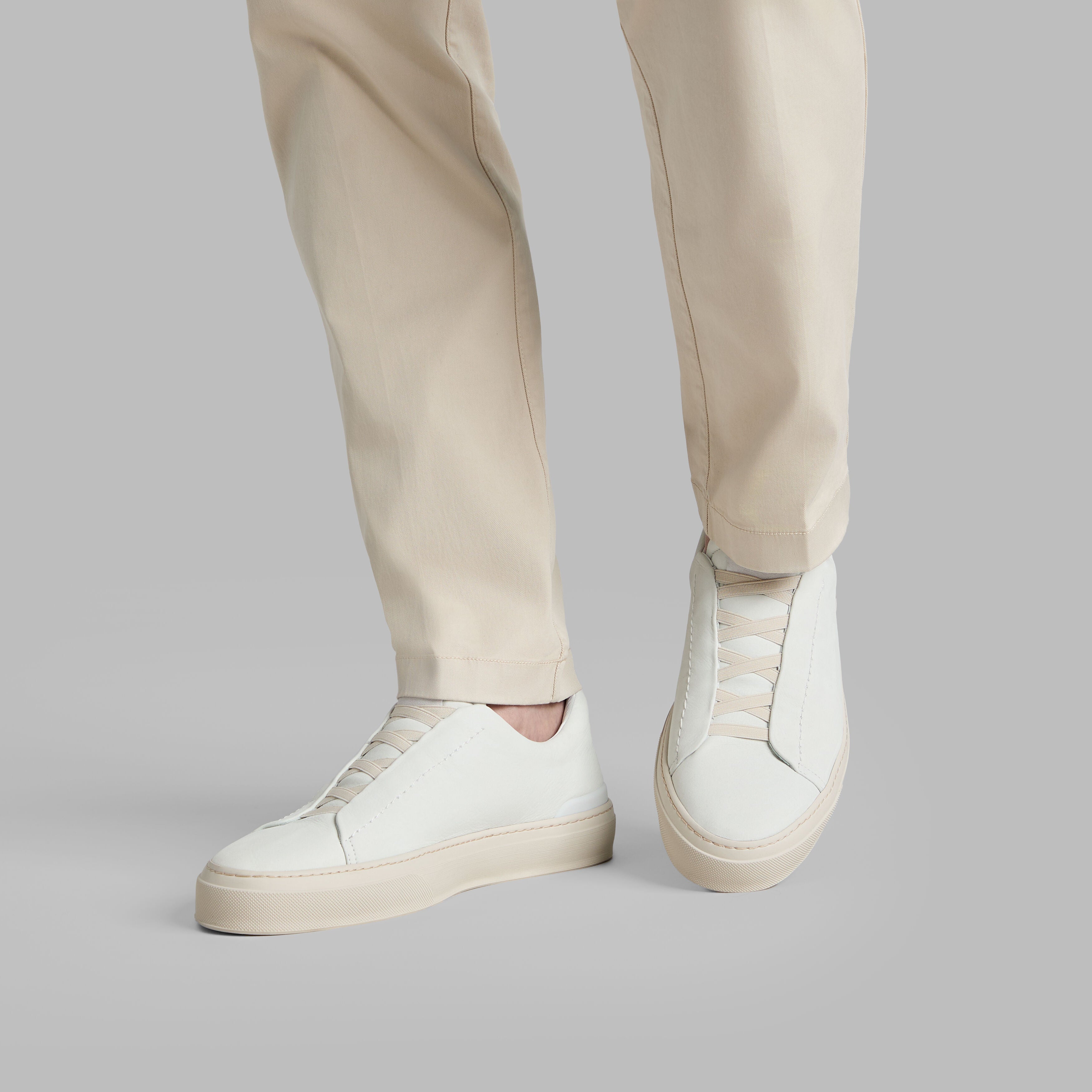ENDEAVOUR SLIP ON LEATHER SNEAKER
