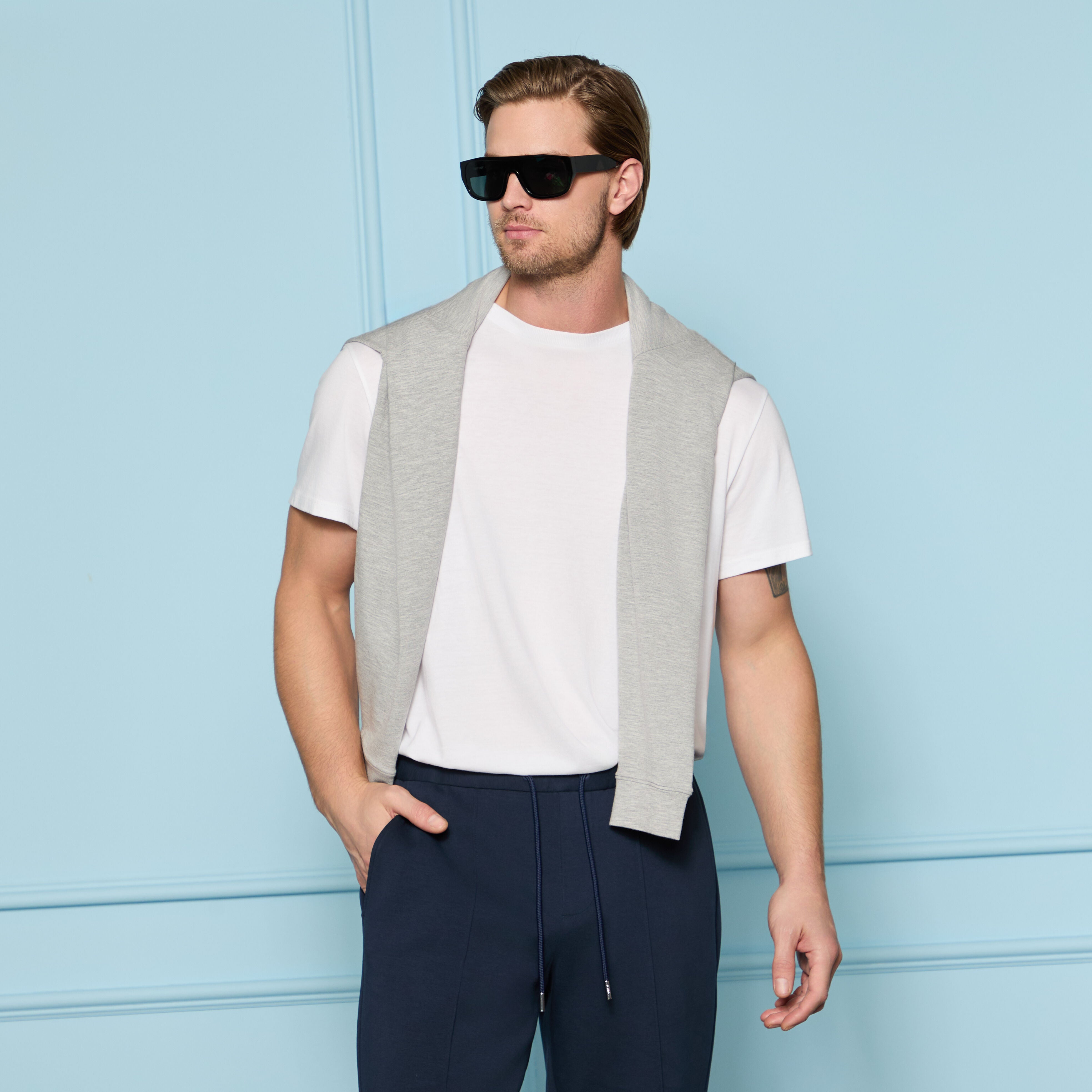 CRUCIAL COTTON TEE