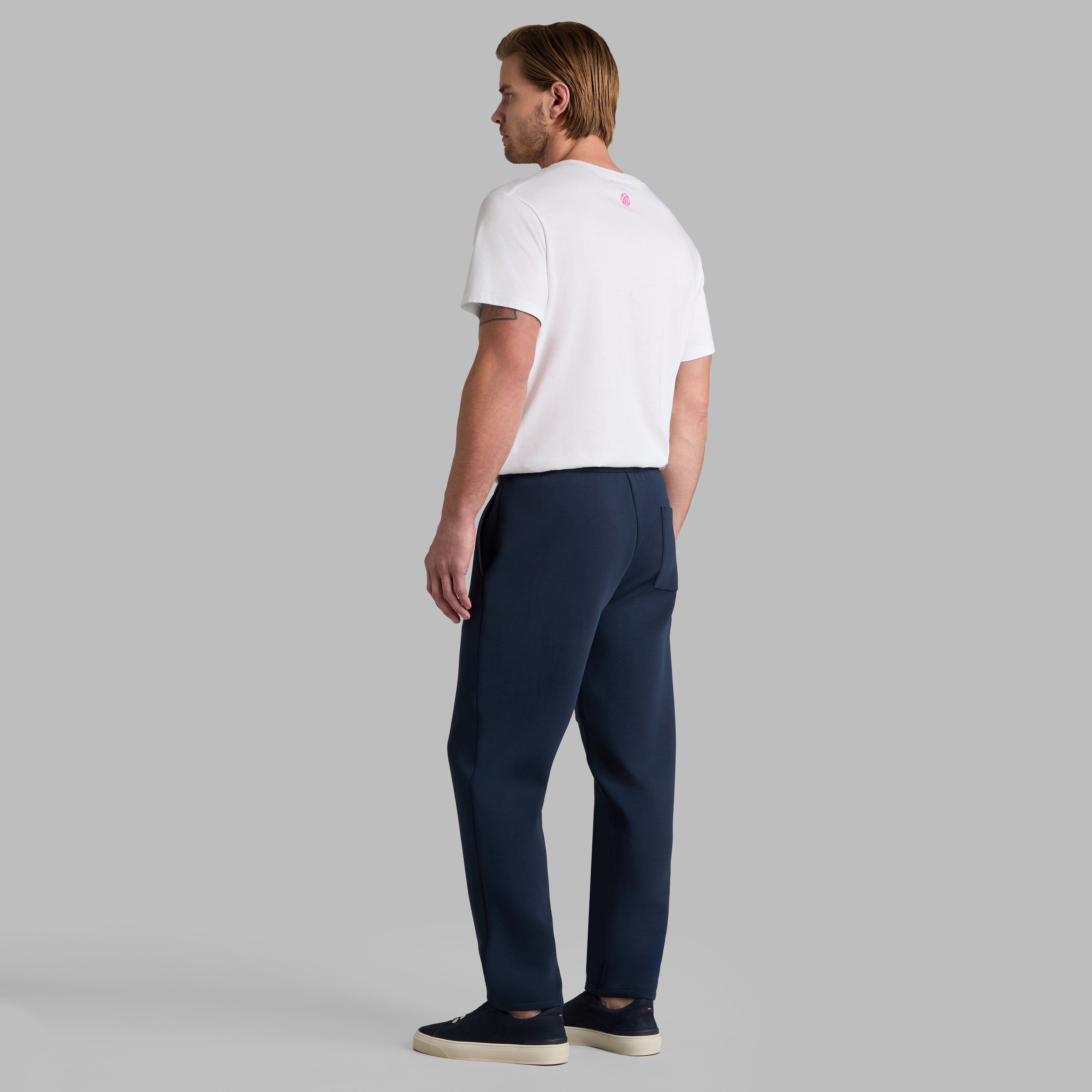 CRUCIAL COTTON TEE
