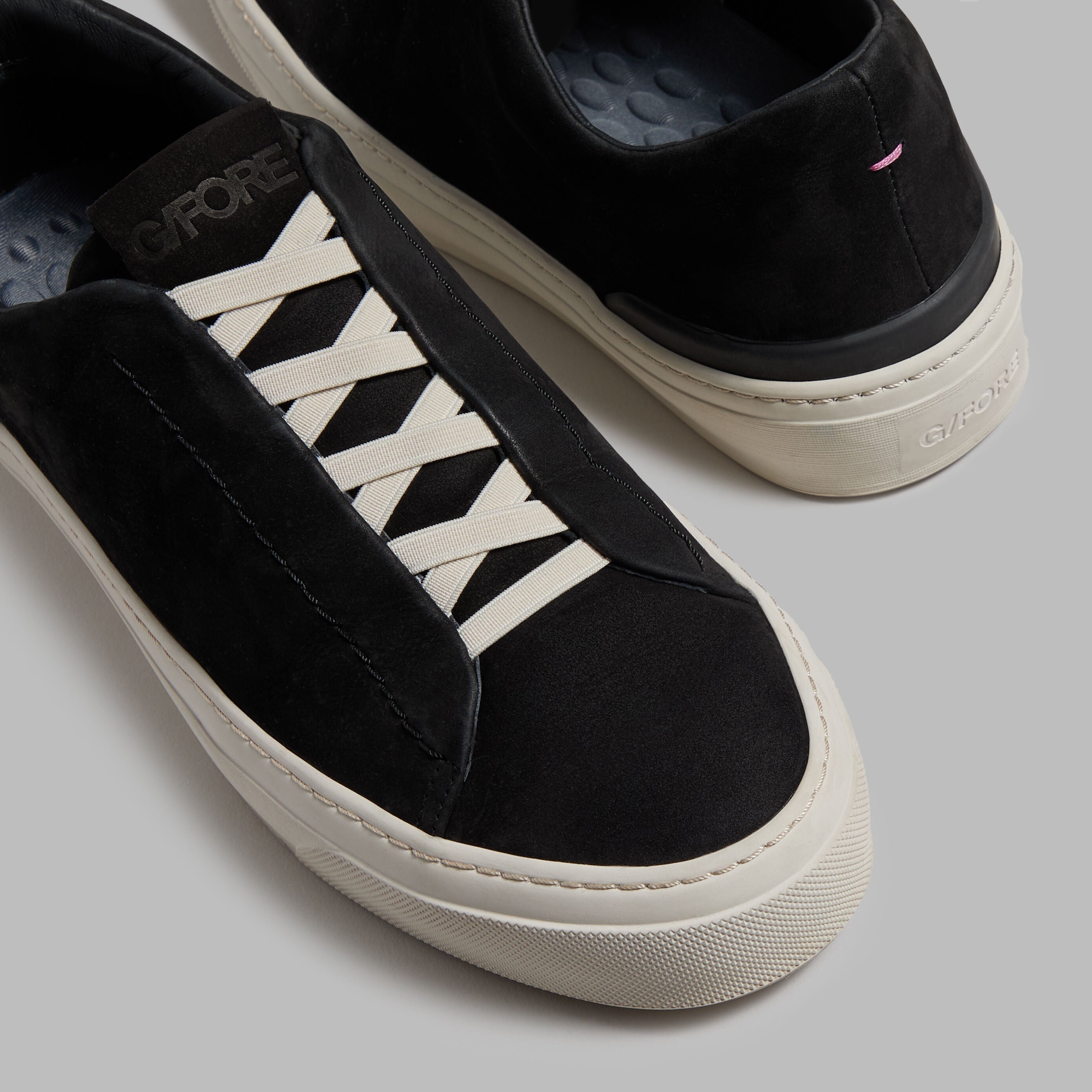 ENDEAVOUR SLIP ON LEATHER SNEAKER