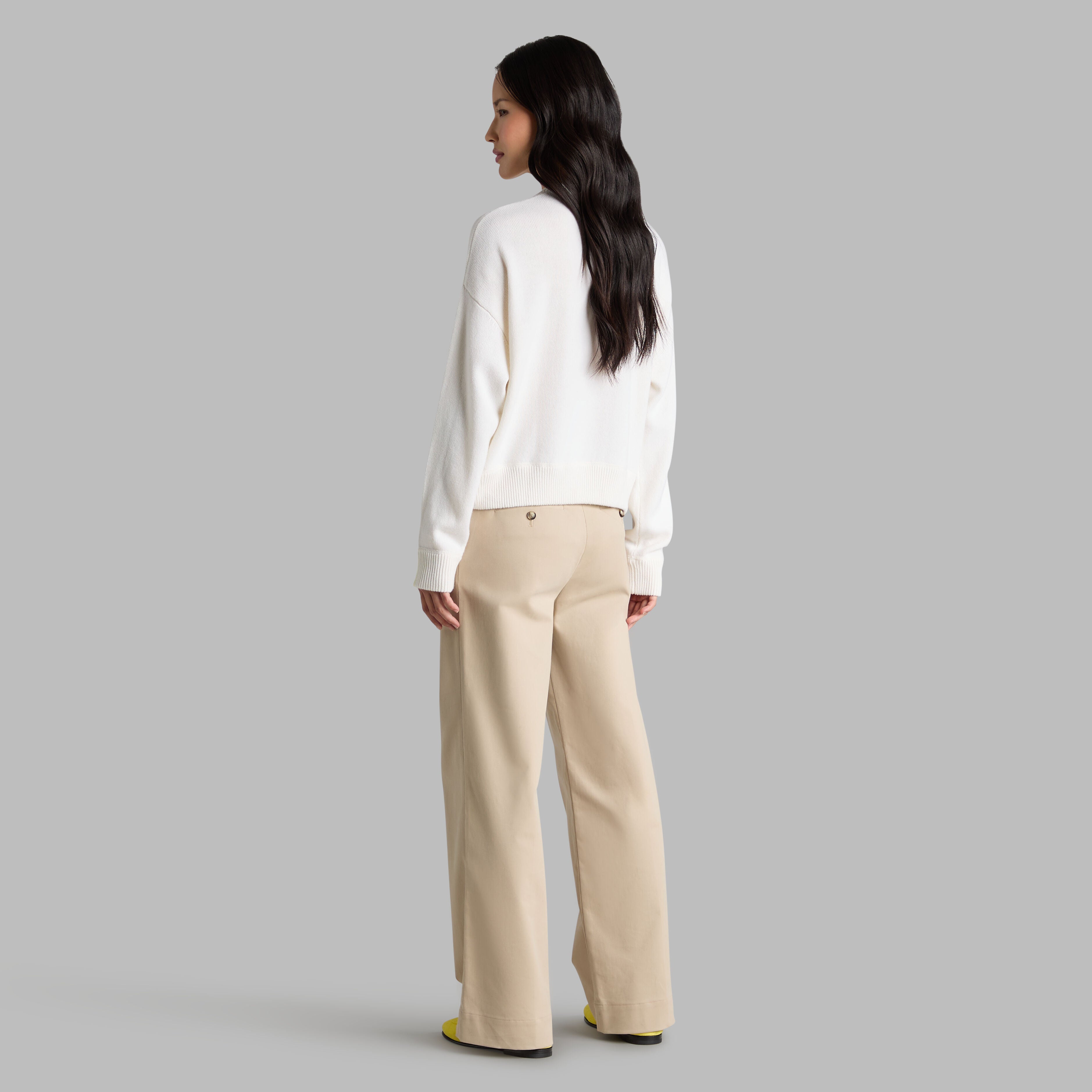 TIPPED CASHMERE CREWNECK SWEATER