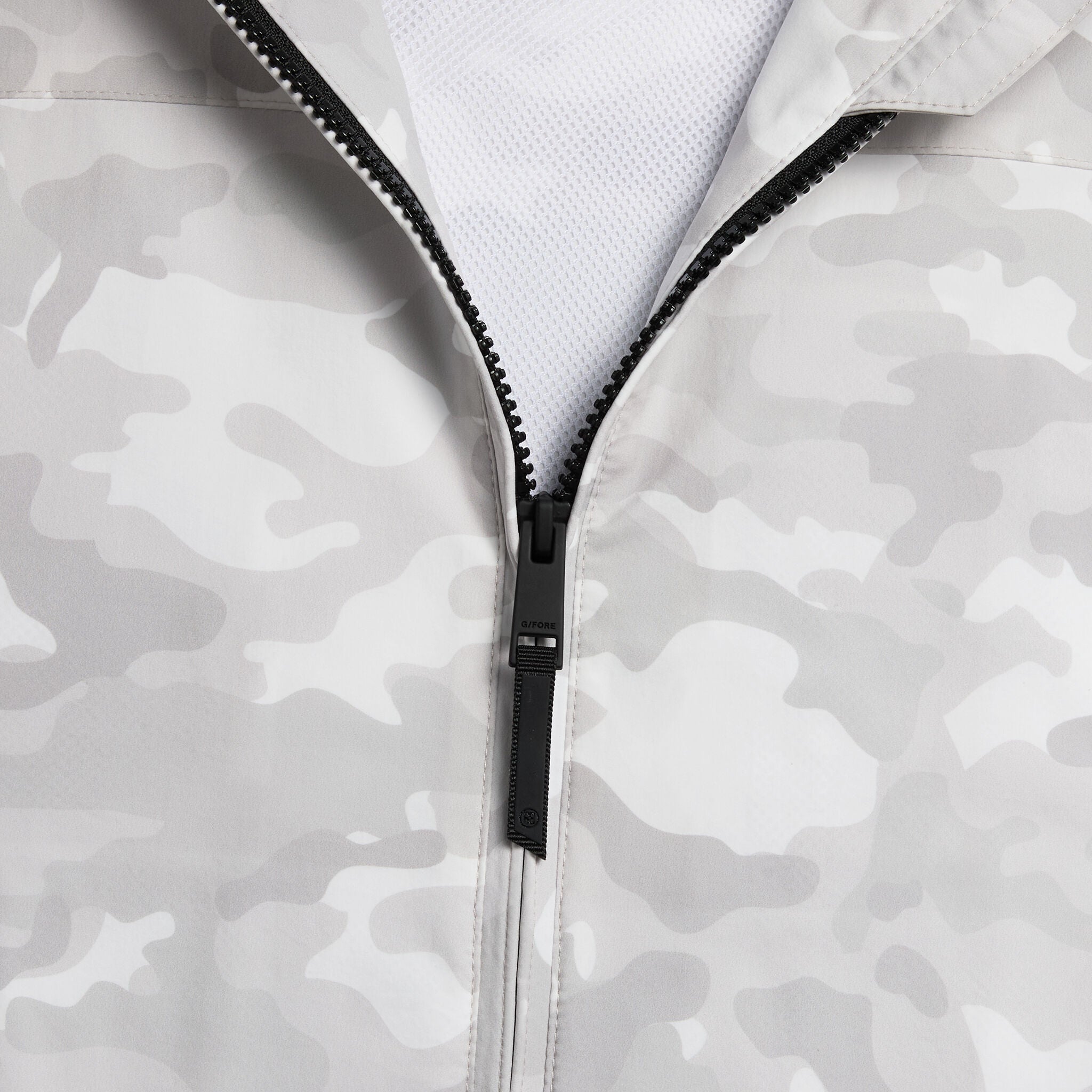 PARACHUTE CAMO WINDBREAKER