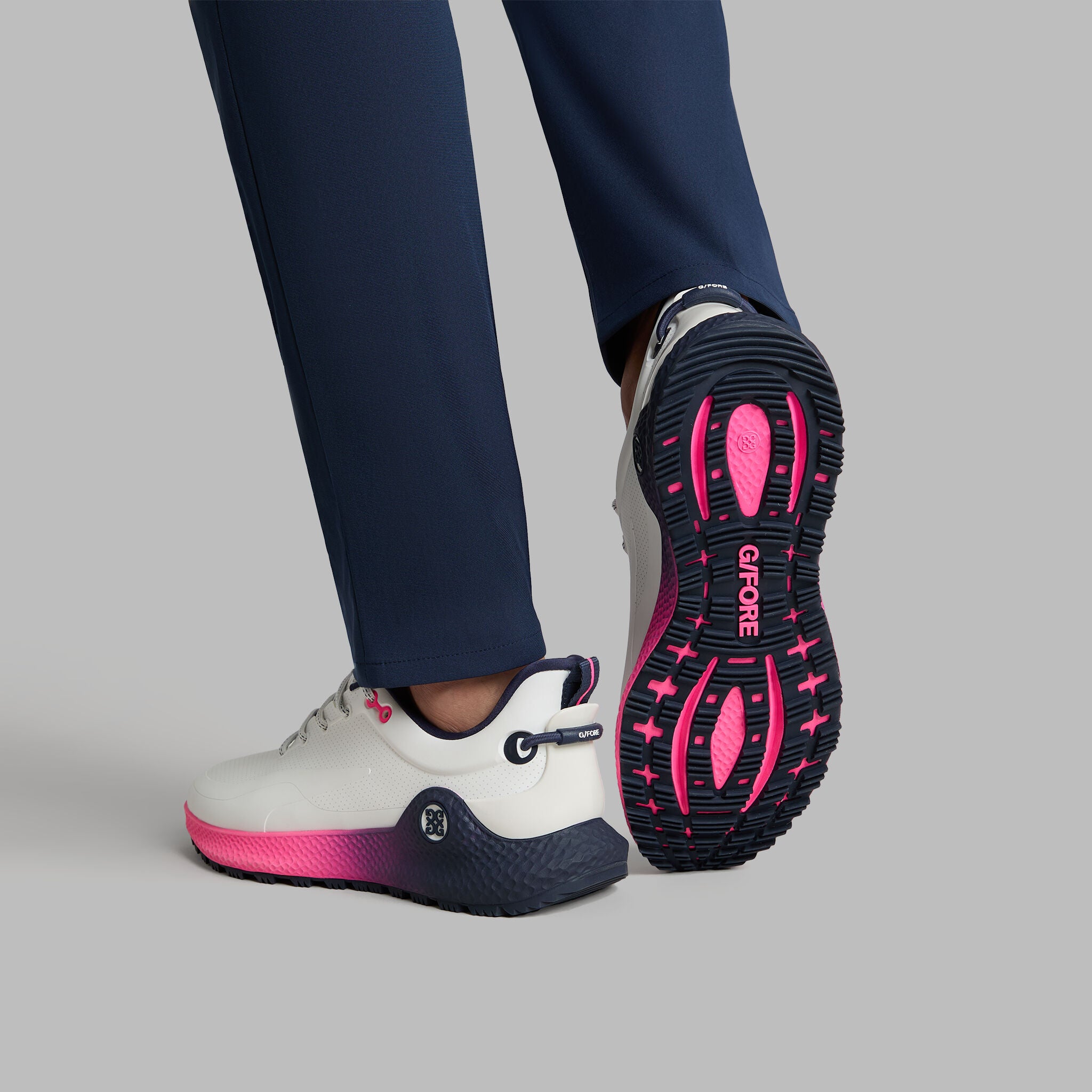 MG4+ O2 GRADIENT PERFORATED GOLF SHOE