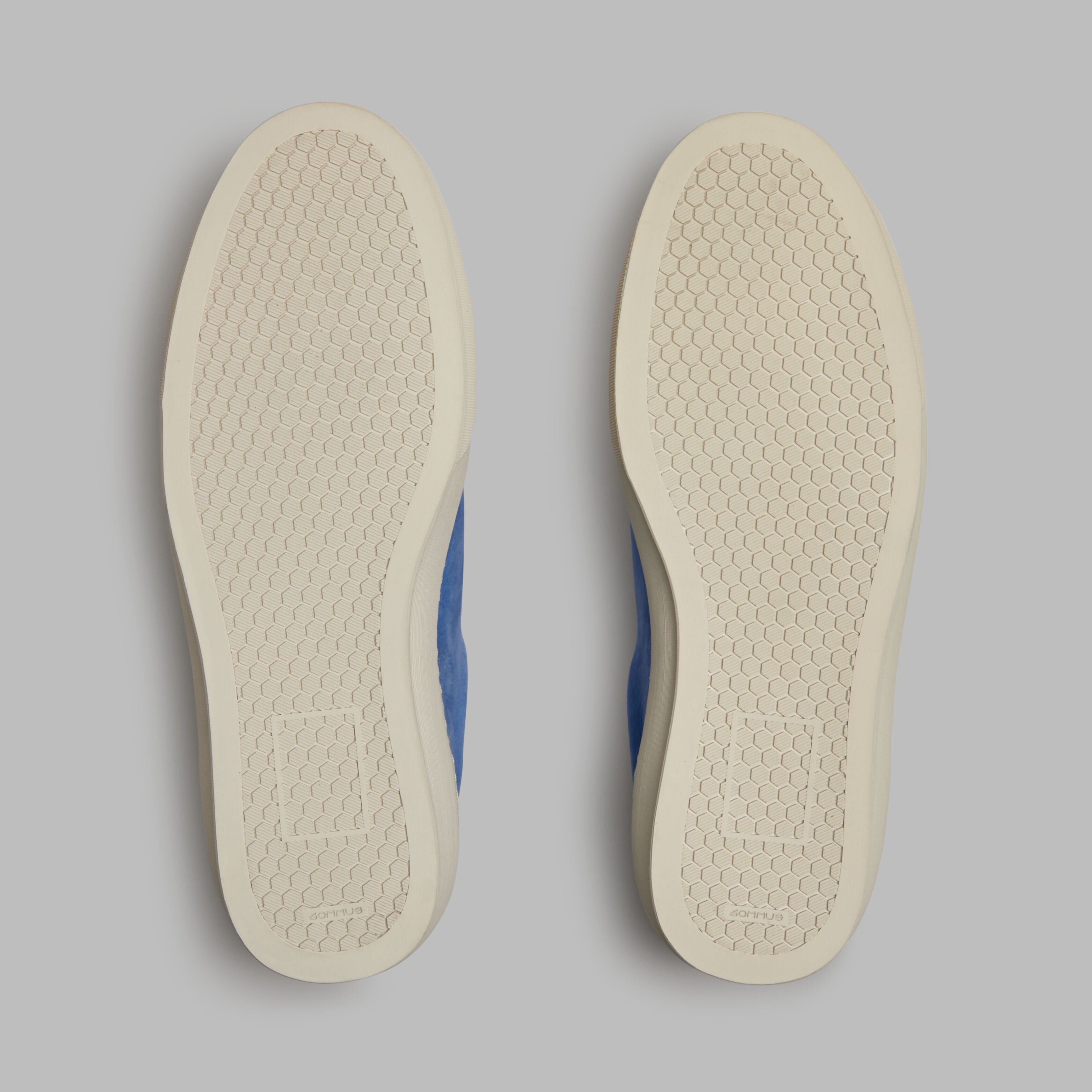 ENDEAVOUR SLIP ON LEATHER SNEAKER