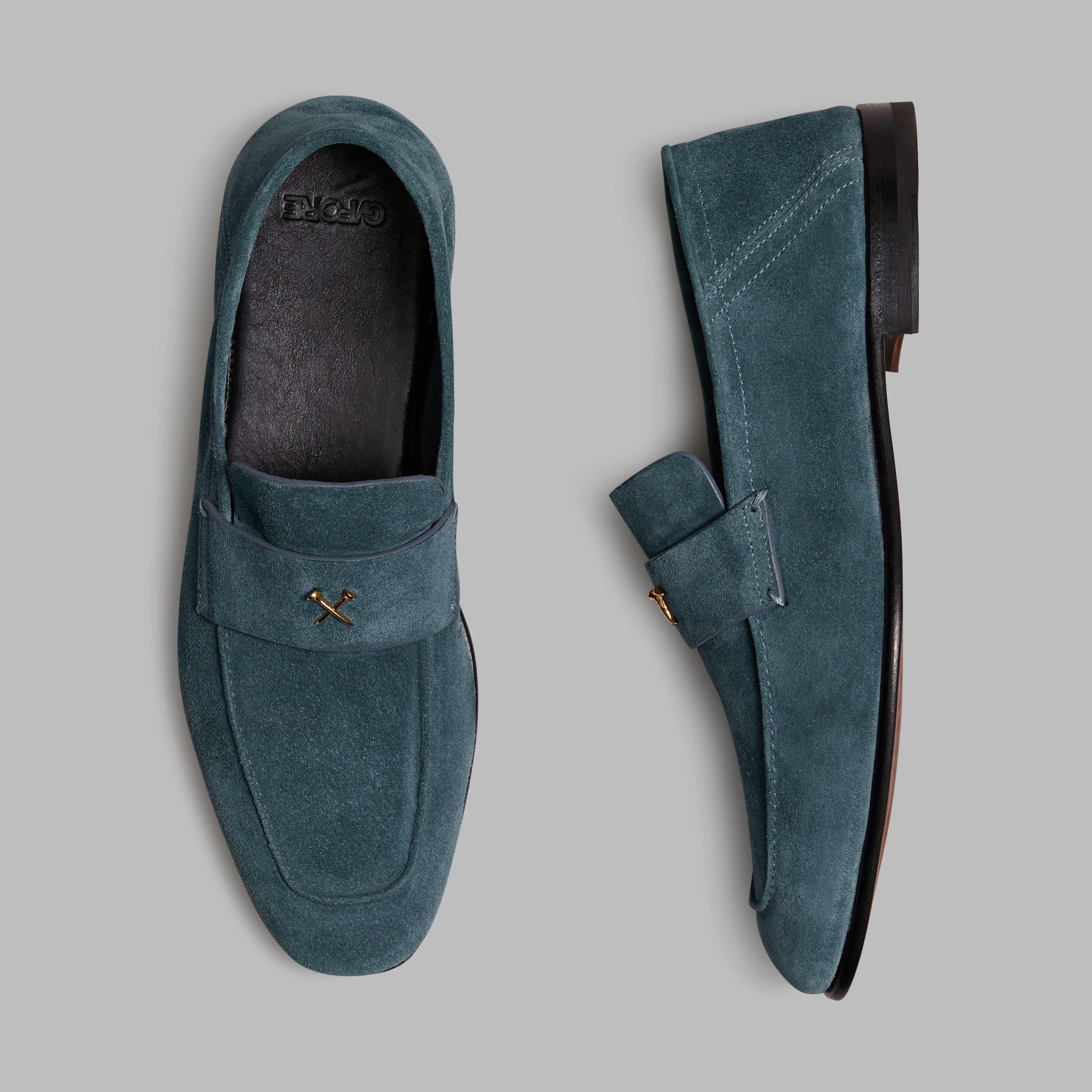 METAL TEES SUEDE FLEX LOAFER