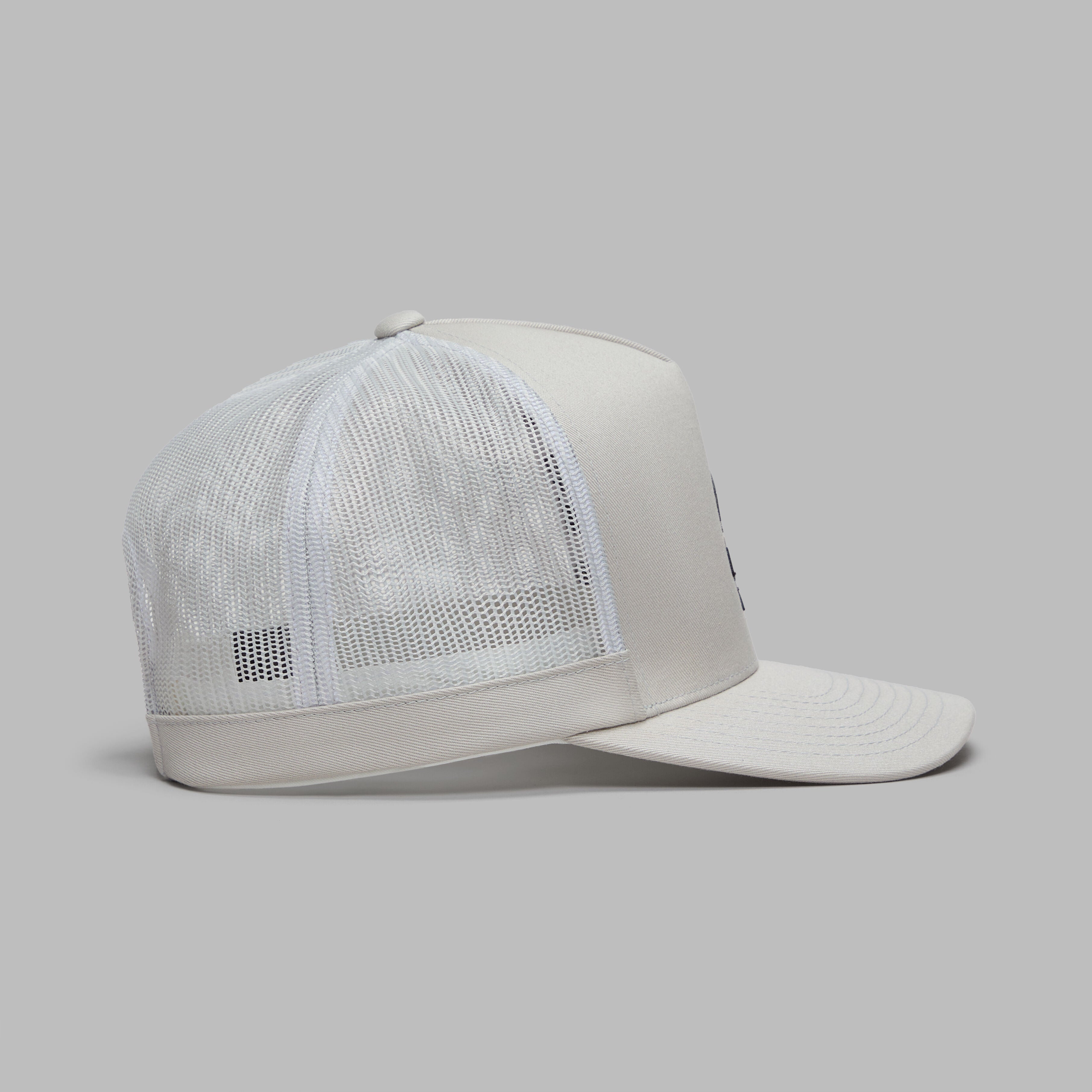 CAMO SKULL & TEES TALL TRUCKER HAT |HATS