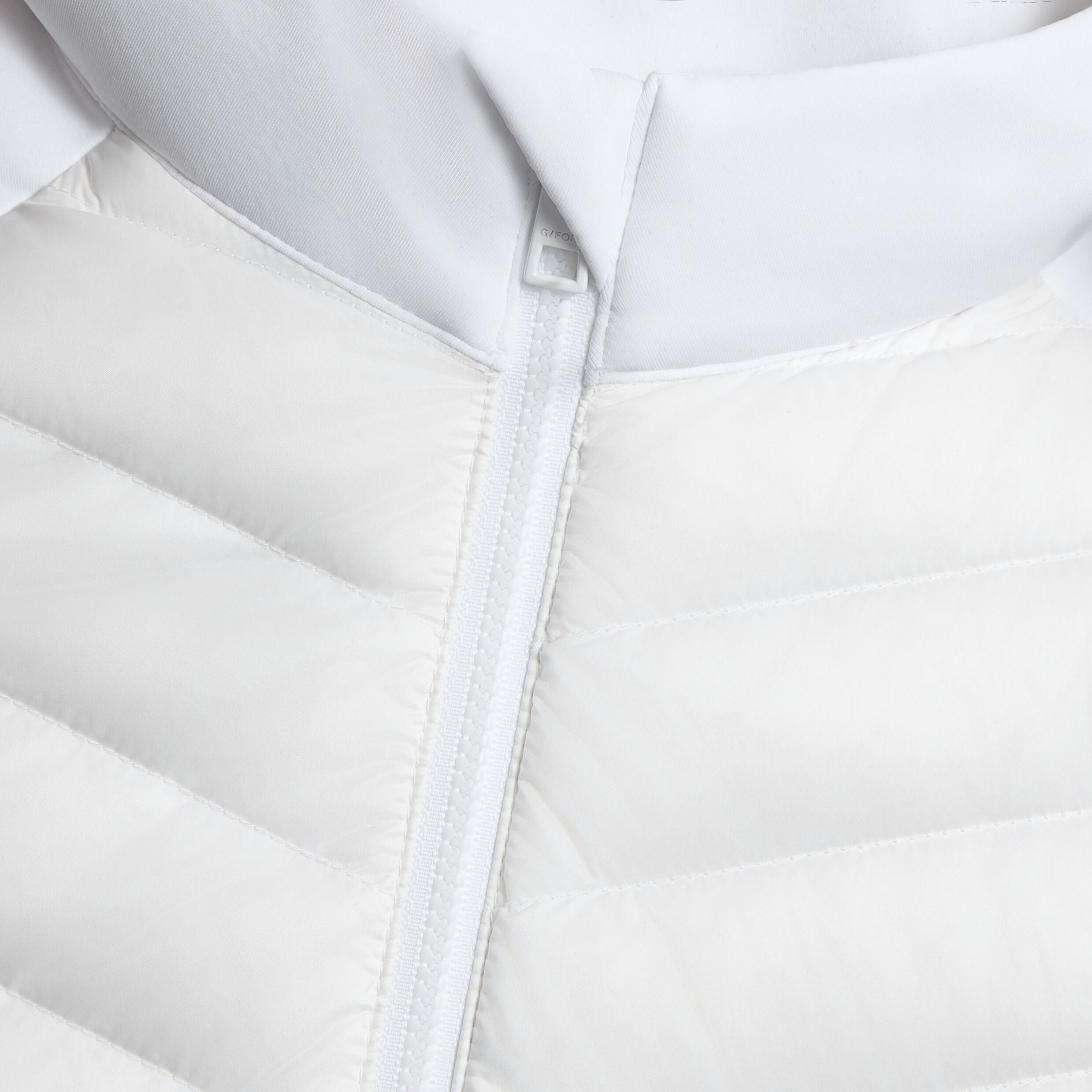 V-DOWN QUILTED HYBRID JACKET