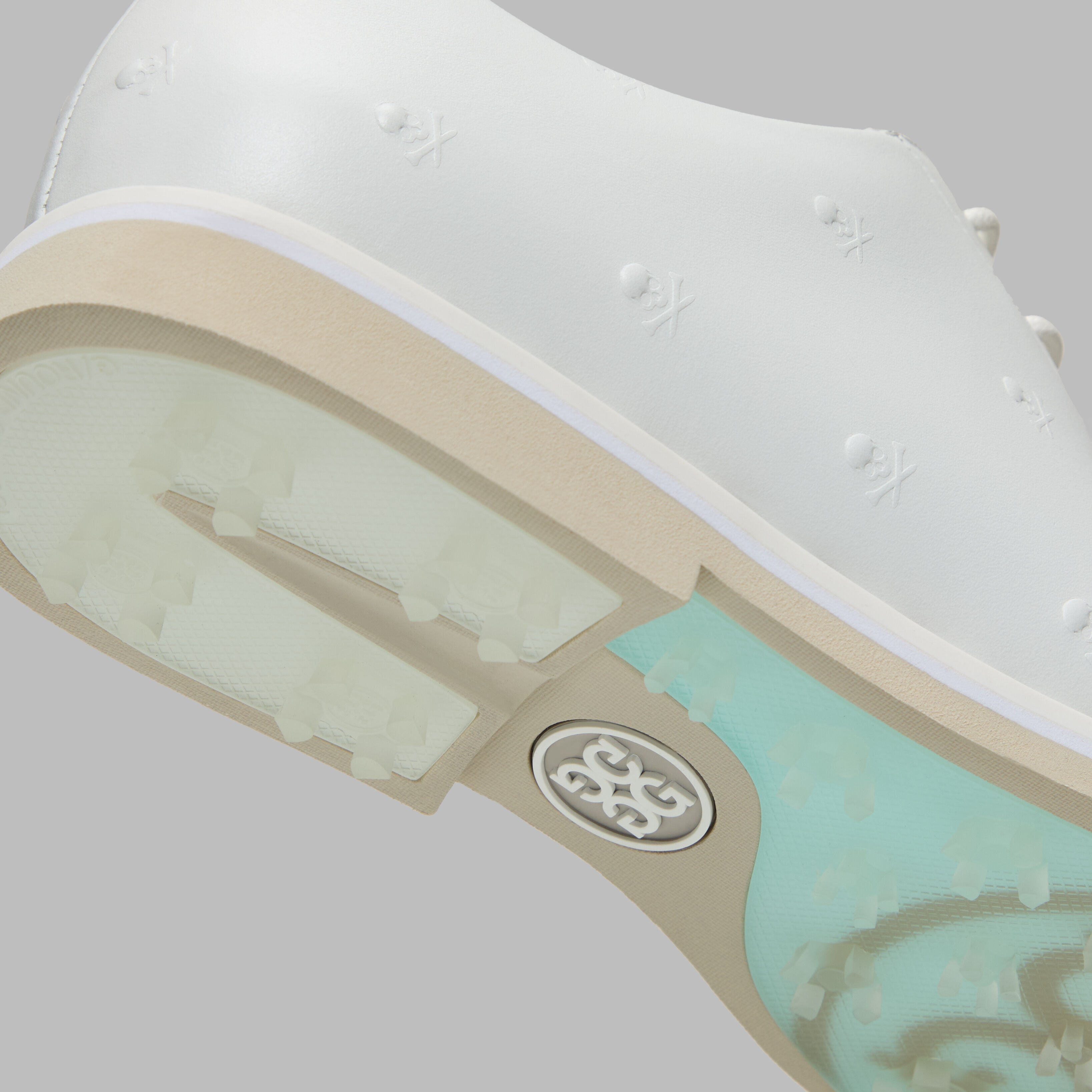GALLIVANTER STUDDED LEATHER SKULL & TEES GOLF SHOE