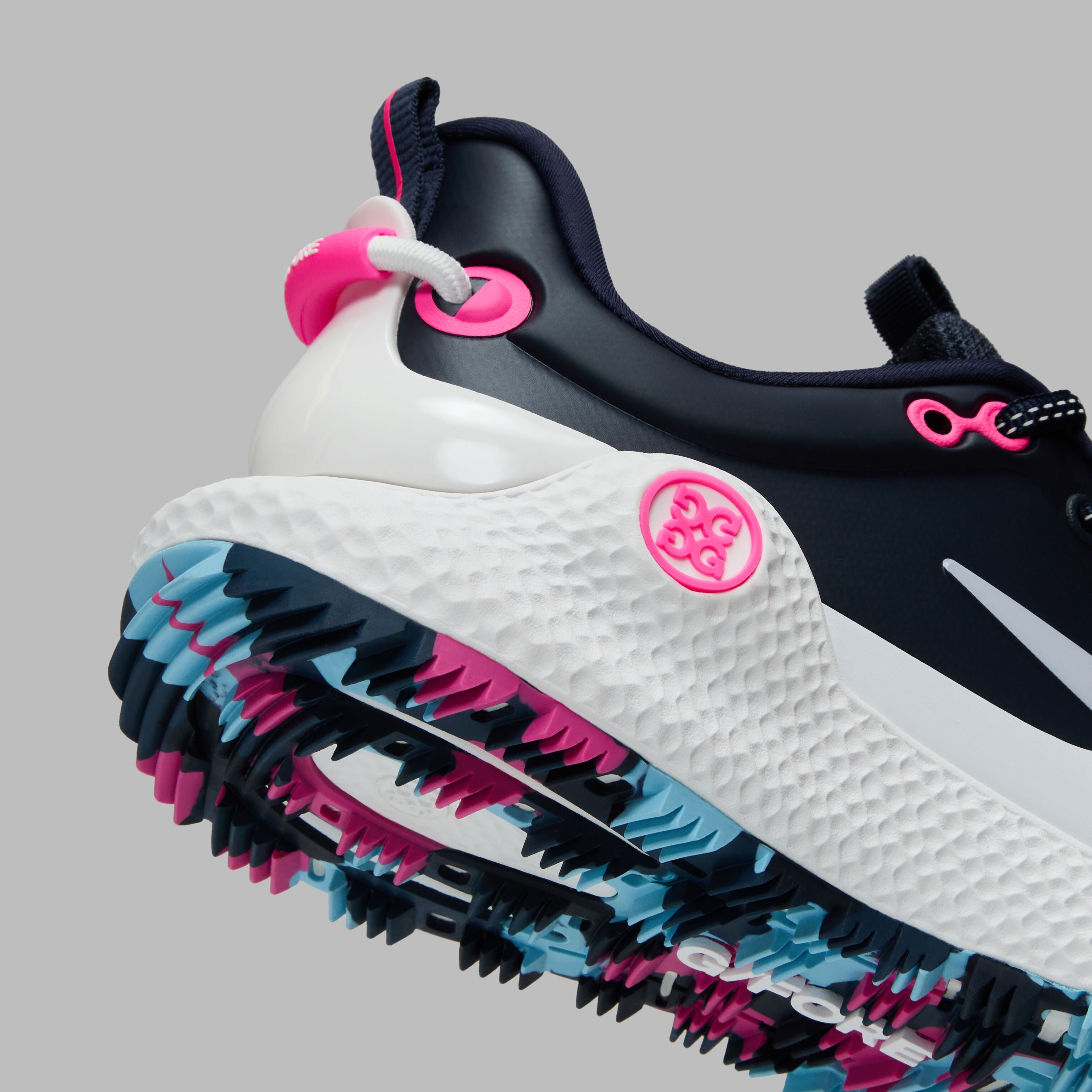 MG4+ O2 GOLF SHOE
