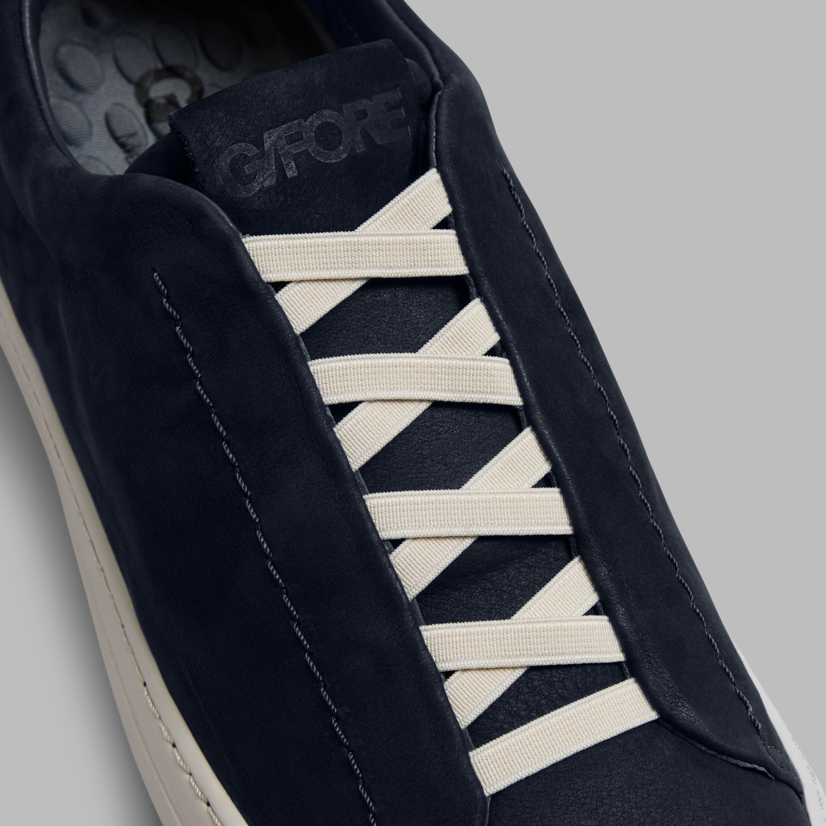 ENDEAVOUR SLIP ON LEATHER SNEAKER