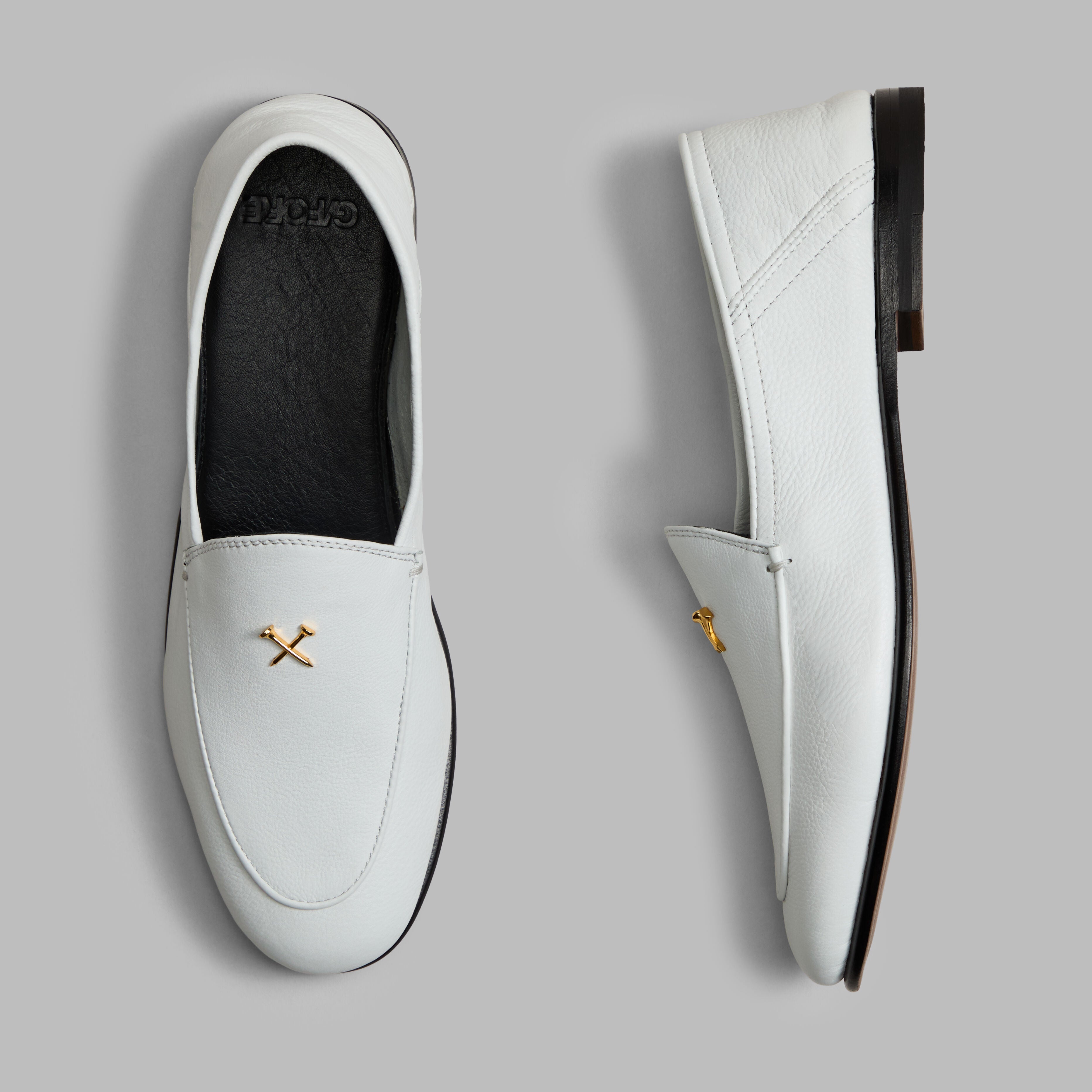 METAL TEES LEATHER FLEX LOAFER